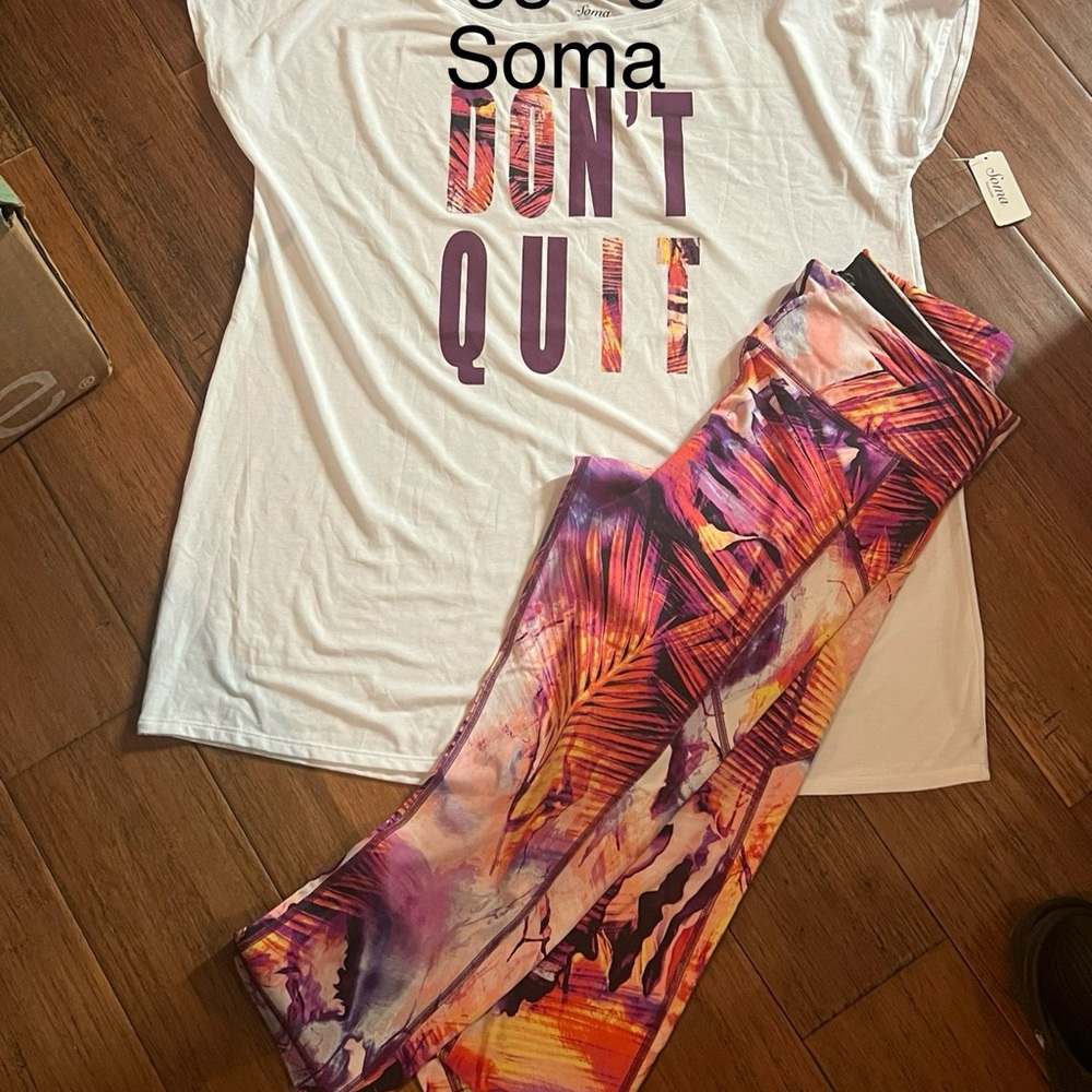 Soma “Don’t Quit” White Tee with Bold Print and Vibrant Capri Leggings set